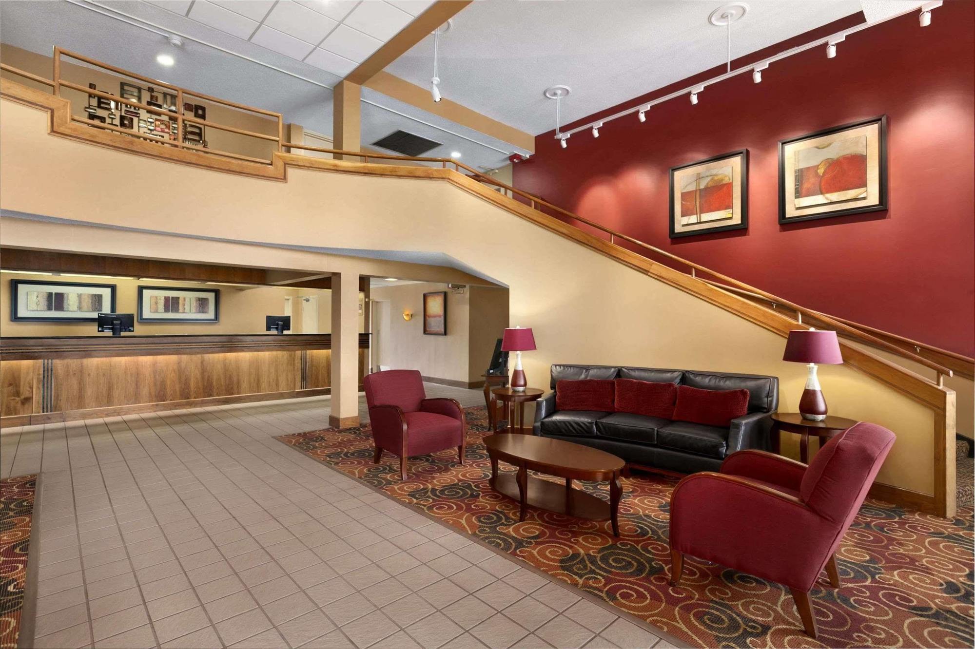 Ramada Burlington Hotel And Conference Center Luaran gambar